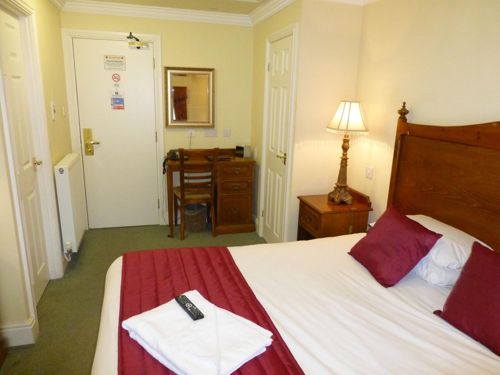The Atherstone Red Lion Hotel Extérieur photo