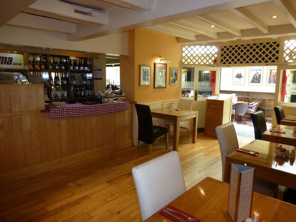 The Atherstone Red Lion Hotel Extérieur photo