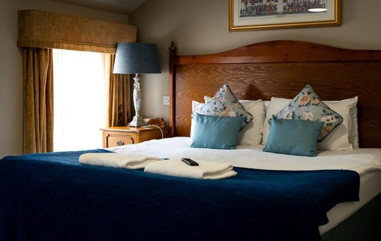 The Atherstone Red Lion Hotel Extérieur photo