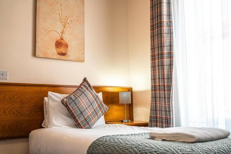 The Atherstone Red Lion Hotel Extérieur photo