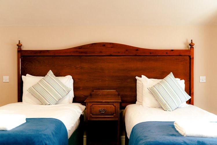 The Atherstone Red Lion Hotel Extérieur photo